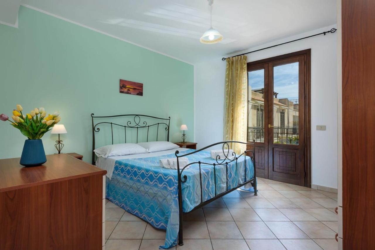 I Tre Golfi - Appartamenti Con Terrazzo Fino A 800 Mt Dal Mare San Vito Lo Capo Ngoại thất bức ảnh