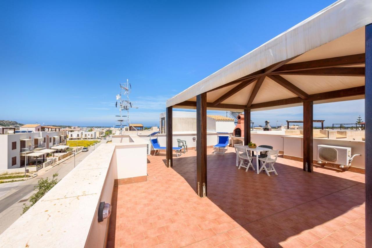 I Tre Golfi - Appartamenti Con Terrazzo Fino A 800 Mt Dal Mare San Vito Lo Capo Ngoại thất bức ảnh