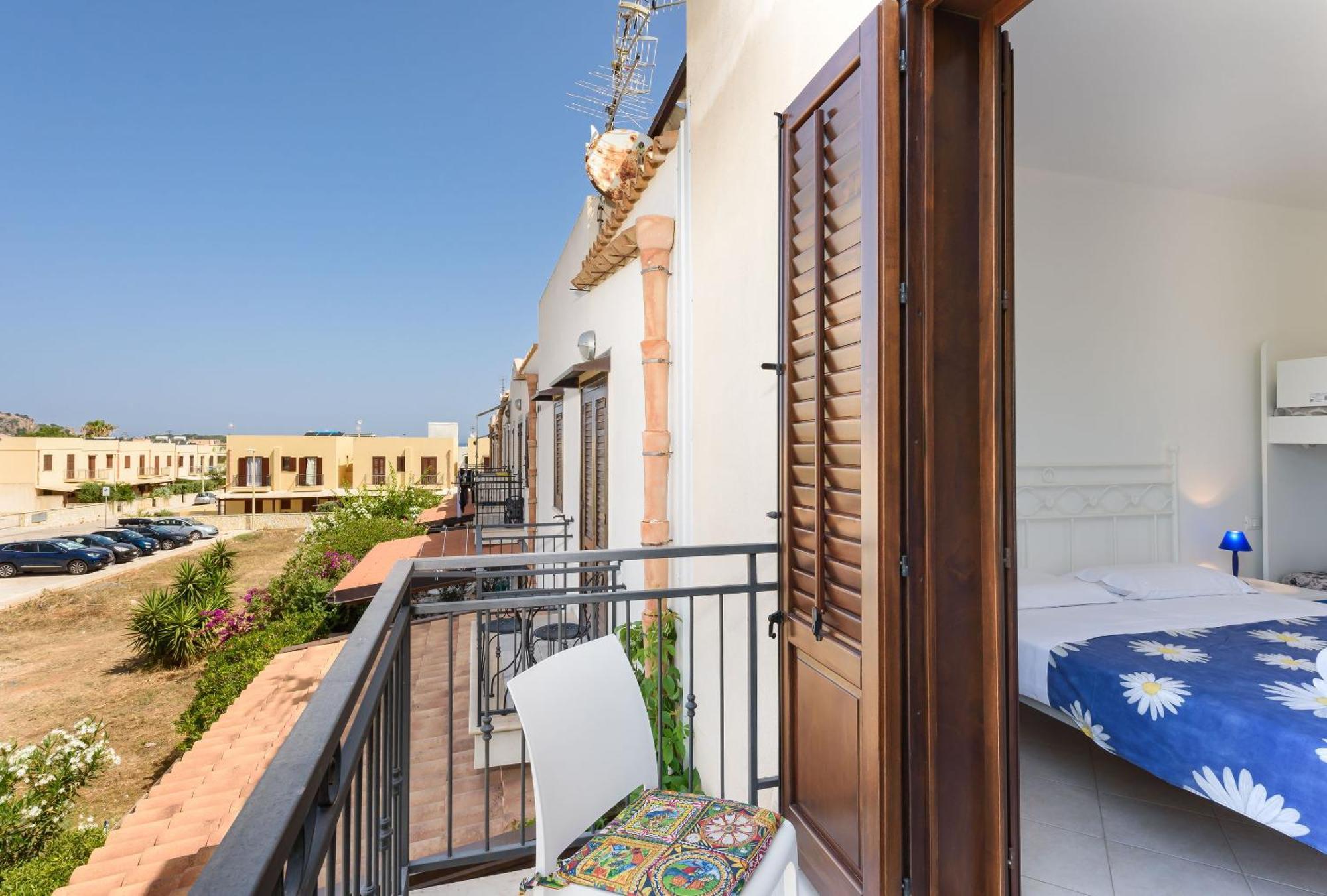 I Tre Golfi - Appartamenti Con Terrazzo Fino A 800 Mt Dal Mare San Vito Lo Capo Ngoại thất bức ảnh
